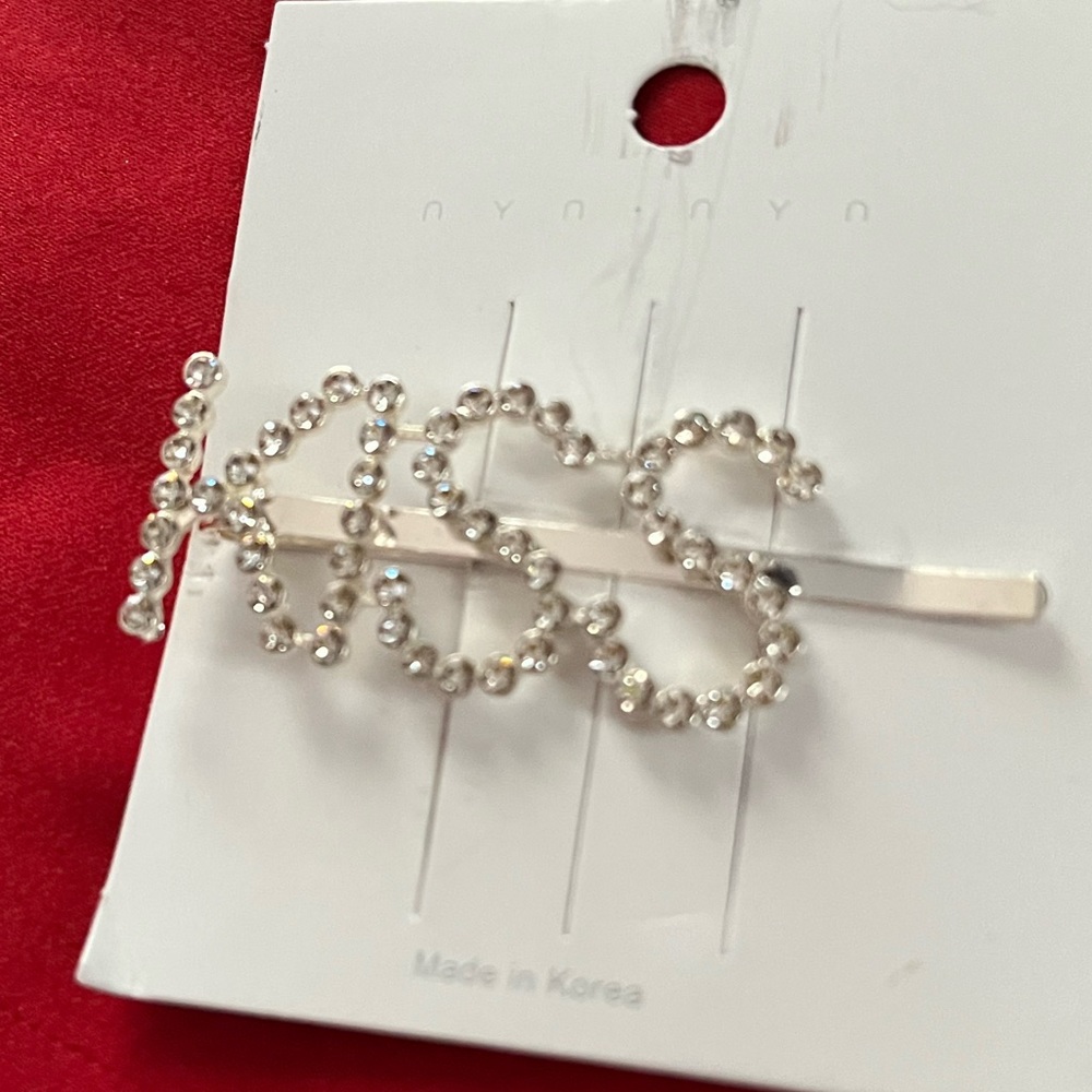 NWT Silver Studed KISS Hair Pin